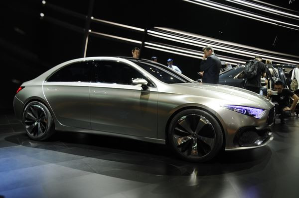 Le 17ème salon automobile de Shanghai ouvre ses portes au public