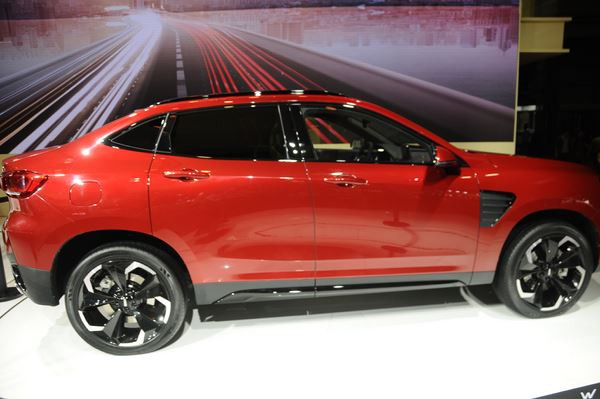Le 17ème salon automobile de Shanghai ouvre ses portes au public