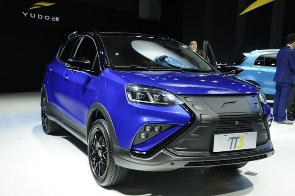 Le 17ème salon automobile de Shanghai ouvre ses portes au public