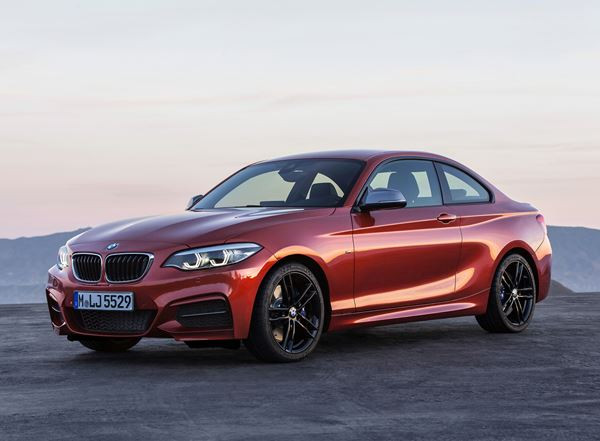 La BMW Série 2 Coupé reçoit des phares bi-LEDs