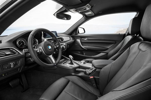 La BMW Série 2 Coupé reçoit des phares bi-LEDs