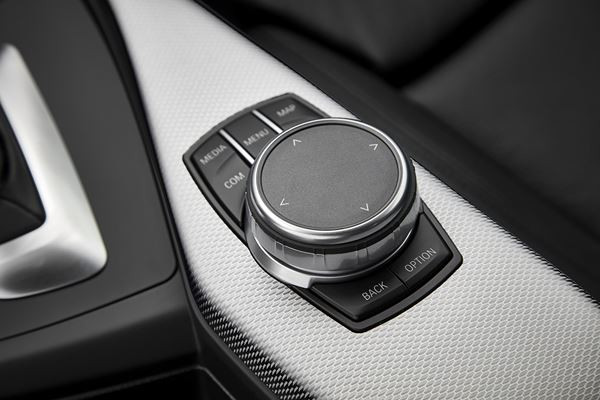 La BMW Série 2 Coupé reçoit des phares bi-LEDs