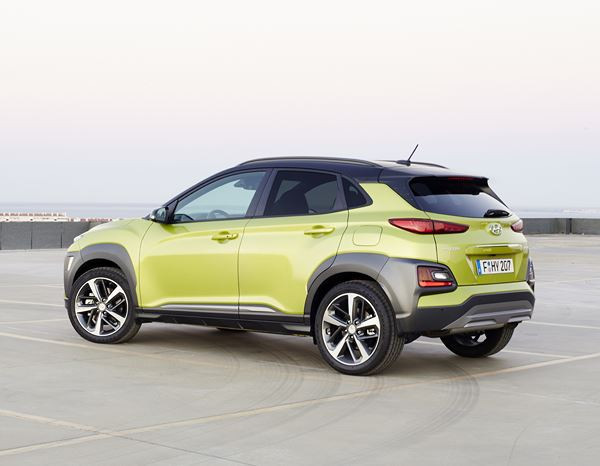 Le SUV urbain Hyundai Kona affiche un design acéré avant-gardiste