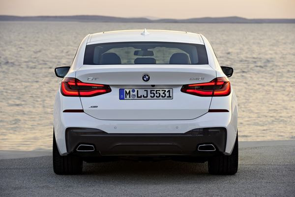 La BMW Série 6 Gran Turismo adopte une ligne de toit basse