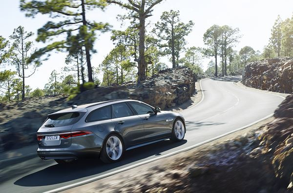 La Jaguar XF se décline en version break Sportbrake