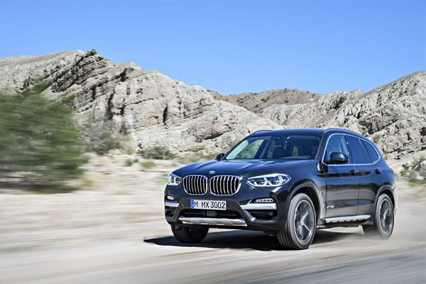 La BMW X3 fait rimer look tout terrain avec allure sportive