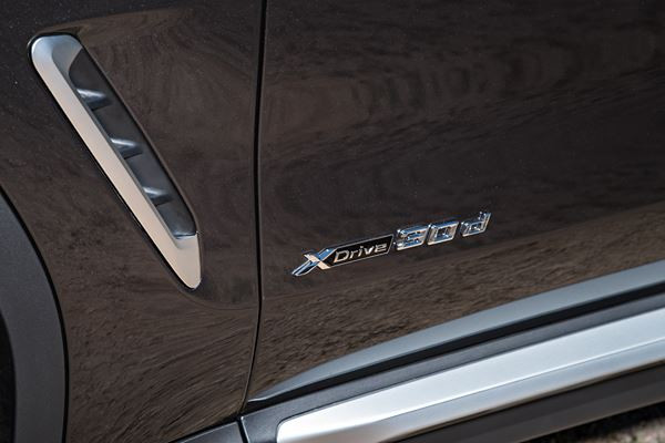 La BMW X3 fait rimer look tout terrain avec allure sportive