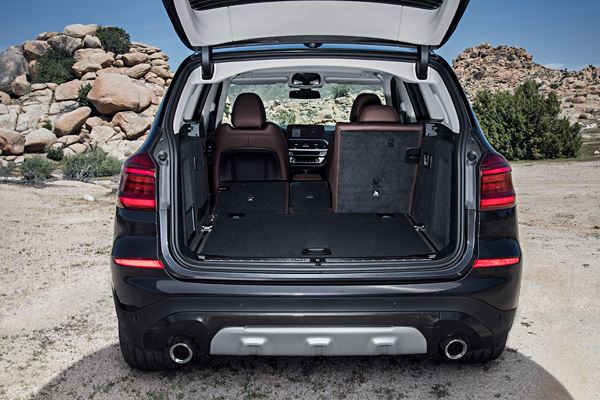 La BMW X3 fait rimer look tout terrain avec allure sportive
