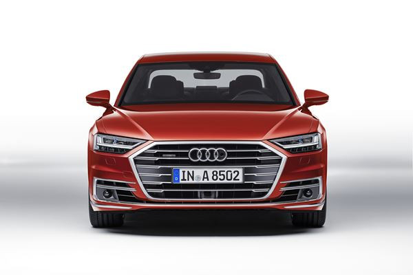 La berline de luxe Audi A8 embarque des fonctions de conduite autonome