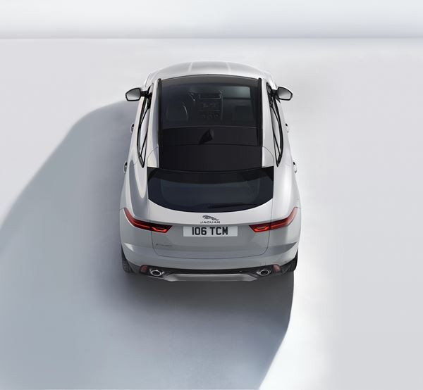 Le SUV compact Jaguar E-Pace affiche des proportions musclées