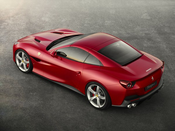 La Ferrari Portofino à toit rigide escamotable développe 600 ch