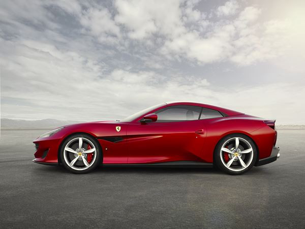 La Ferrari Portofino à toit rigide escamotable développe 600 ch