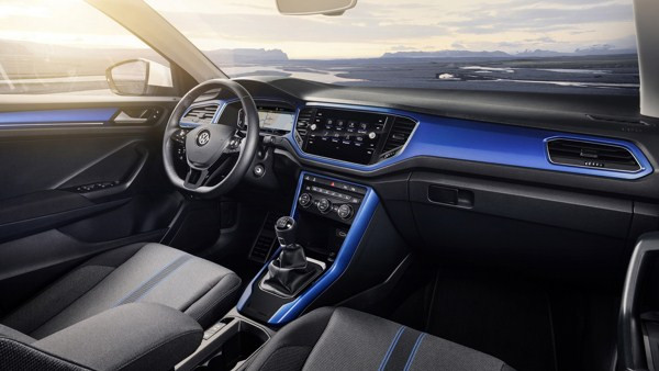 Le SUV Volkswagen T-Roc adopte une ligne de toit façon coupé
