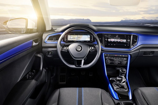 Le SUV Volkswagen T-Roc adopte une ligne de toit façon coupé