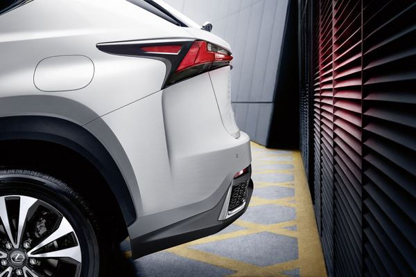 L'audacieux crossover Lexus NX s'offre un design revisité
