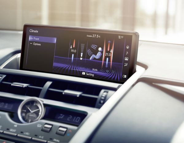 L'audacieux crossover Lexus NX s'offre un design revisité