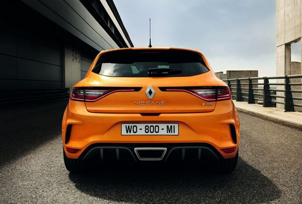 La Renault Mégane R.S. est dotée du système 4Control à quatre roues directrices