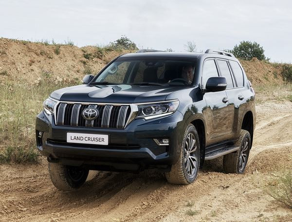 Le Toyota Land Cruiser s'offre un restylage