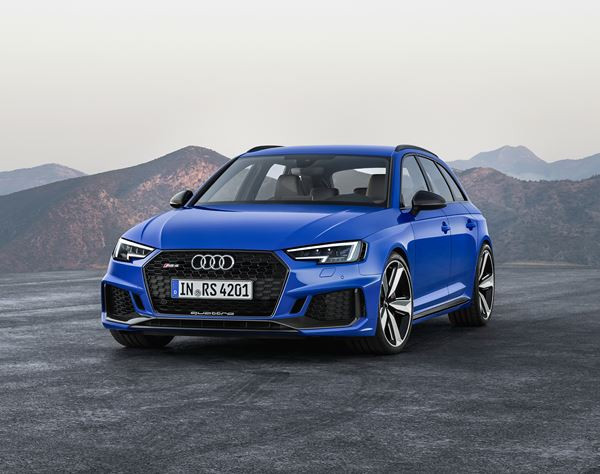 L'Audi RS 4 Avant embarque un moteur V6 biturbo de 450 ch et 600 Nm de couple