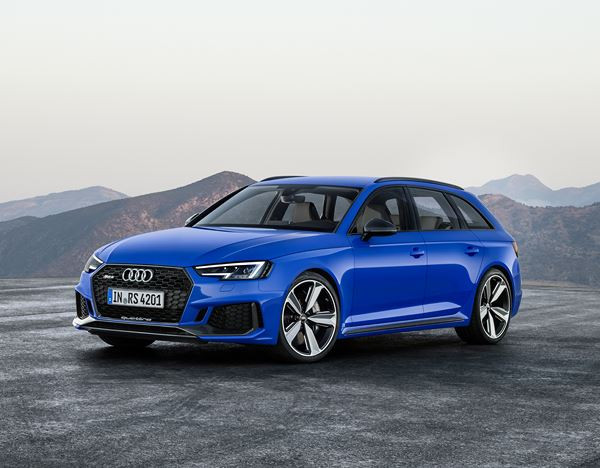 L'Audi RS 4 Avant embarque un moteur V6 biturbo de 450 ch et 600 Nm de couple