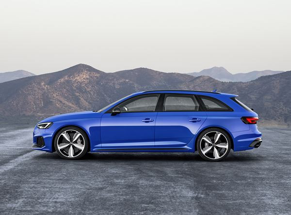 L'Audi RS 4 Avant embarque un moteur V6 biturbo de 450 ch et 600 Nm de couple