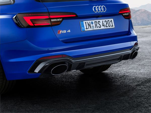 L'Audi RS 4 Avant embarque un moteur V6 biturbo de 450 ch et 600 Nm de couple