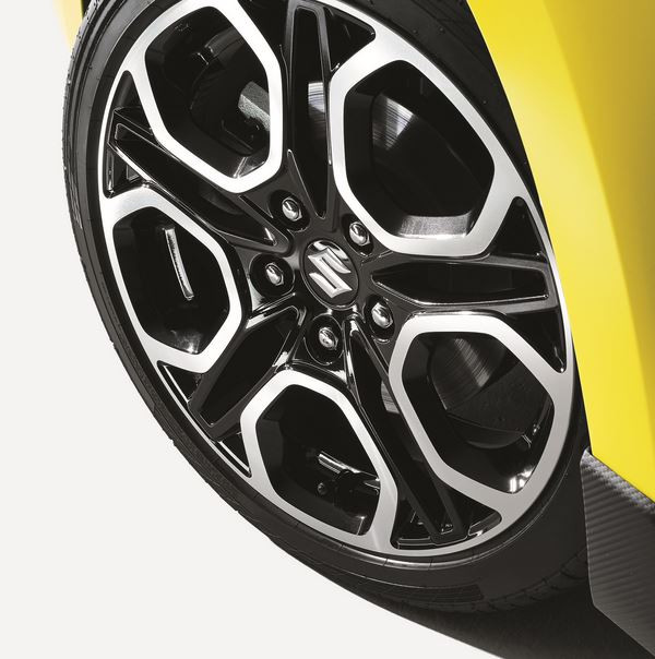 La Suzuki Swift Sport affiche un poids à vide de 970 kg