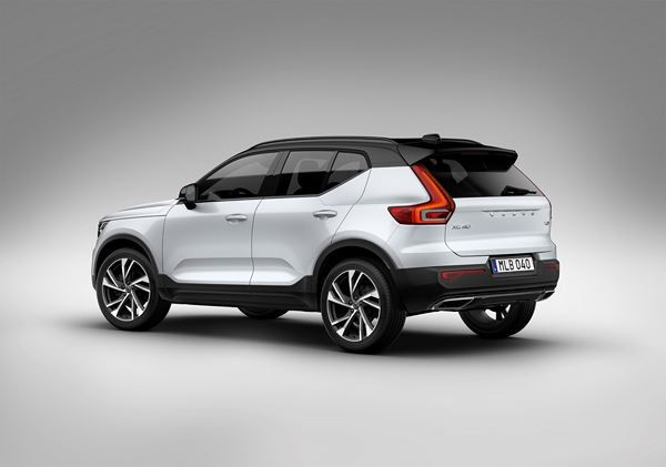 Le SUV compact Volvo XC40 embarque une panoplie complète d'aide à la conduite