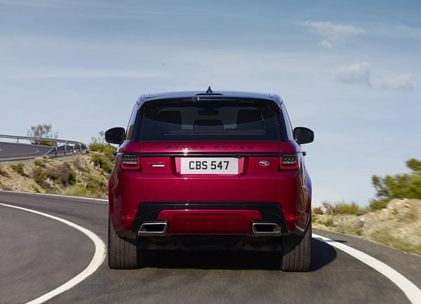 Le Range Rover Sport bénéficie de retouches esthétiques
