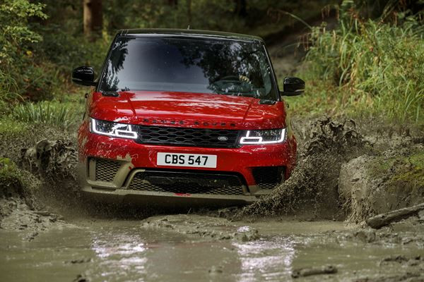 Le Range Rover Sport bénéficie de retouches esthétiques