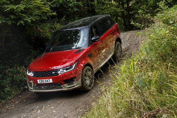 Le Range Rover Sport bénéficie de retouches esthétiques