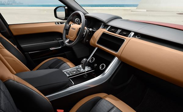 Le Range Rover Sport bénéficie de retouches esthétiques