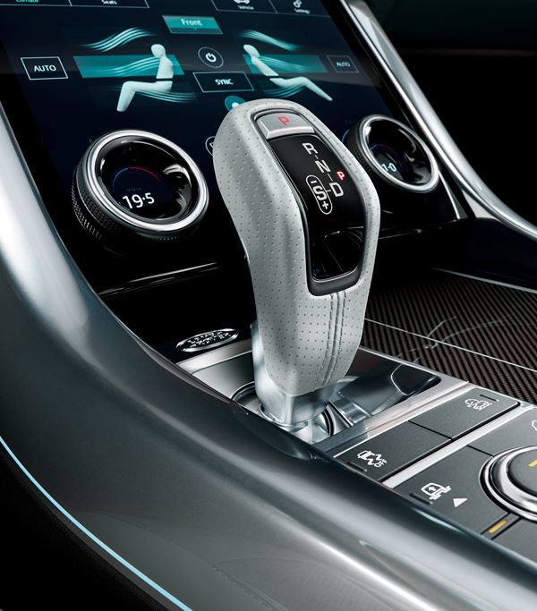 Le Range Rover Sport bénéficie de retouches esthétiques