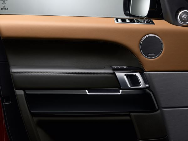 Le Range Rover Sport bénéficie de retouches esthétiques