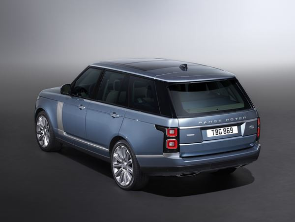 Le SUV de luxe Range Rover embarque de nouvelles technologies