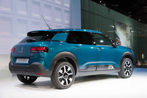 L'originale Citroën C4 Cactus rentre (un peu) dans le rang