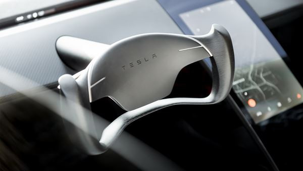 Le Tesla Roadster électrique revendique une autonomie de 1 000 kilomètres
