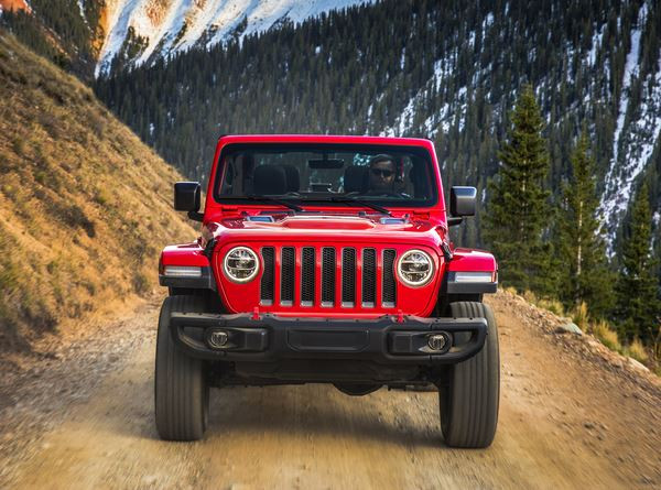 La Jeep Wrangler se singularise par ses capacités tout-terrain