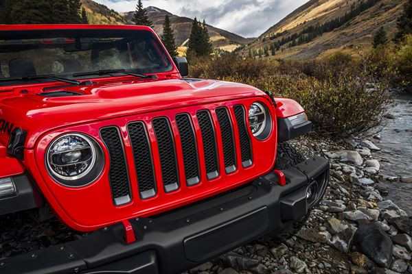 La Jeep Wrangler se singularise par ses capacités tout-terrain