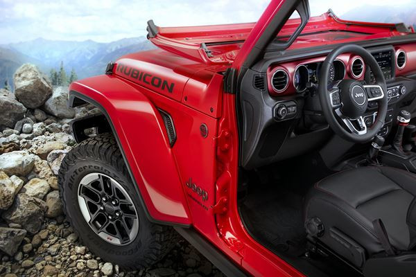 La Jeep Wrangler se singularise par ses capacités tout-terrain