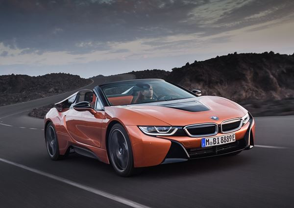 La voiture de sport du futur BMW i8 se décline en roadster