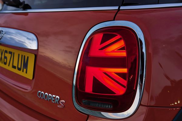 La Mini restylée s'offre quelques retouches