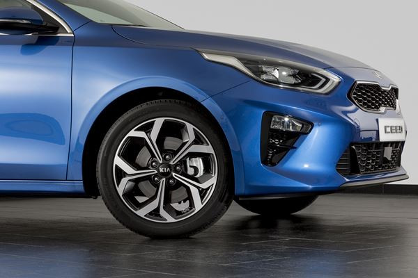 La Kia Ceed de troisième génération se dote d'un design athlétique