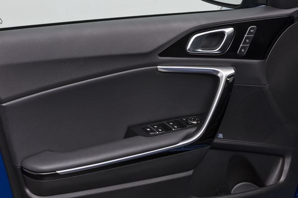 La Kia Ceed de troisième génération se dote d'un design athlétique
