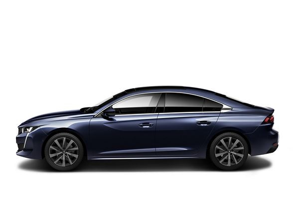 La berline Peugeot 508 adopte une architecture basse et compacte