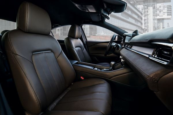 Le break Mazda 6 Wagon se veut plus mature