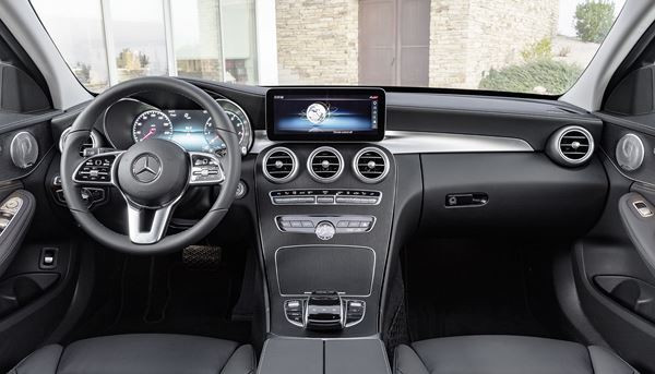 La Mercedes Classe C Break reçoit quelques retouches stylistiques