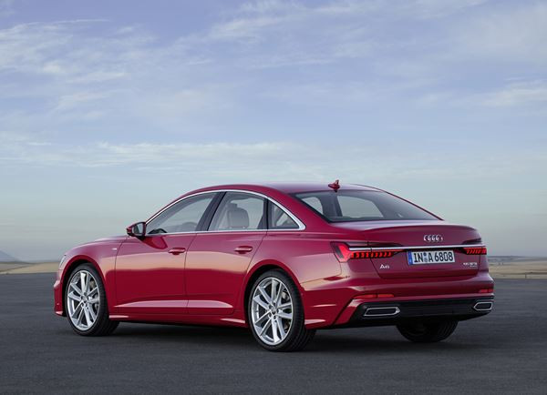 La berline Audi A6 embarque un large éventail de fonctions d’aide à la conduite