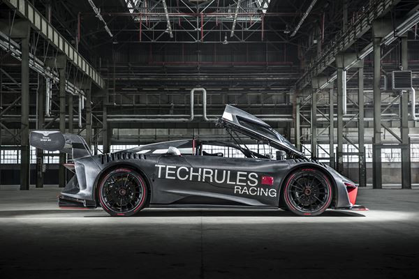 La supercar hybride Techrules Ren RS développe une puissance de 1 287 ch