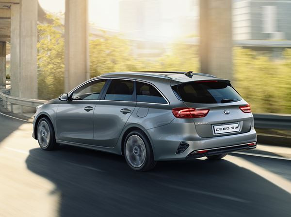 La Kia Ceed SW de troisième génération se dote d'un design athlétique